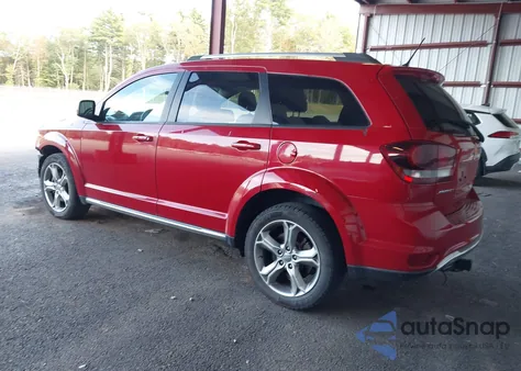 2017 Dodge Journey Crossroad z USA, uszkodzony, nr VIN 3C4PDCGG8HT501546